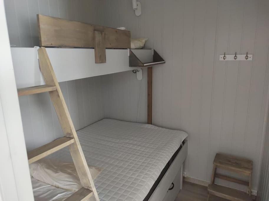 Utleieleilighet 4 Sengeplasser Ski Inn Og Ut Drangedal Exterior foto